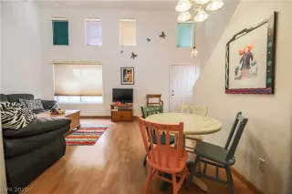 Photo #5: 2235795 Listing 