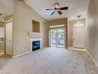 Photo #2: 2235802 Listing