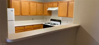 Photo #4: 2235808 Listing 