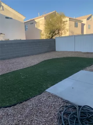 Photo #3: 2235878 Listing