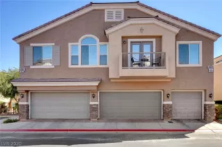 Photo #1: 2235904 Listing