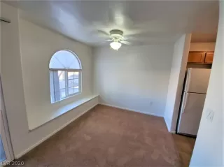 Photo #4: 2235946 Listing 