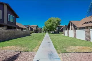 Photo #2: 2235991 Listing 