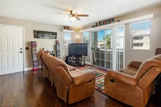 Photo #6: 2236004 Listing