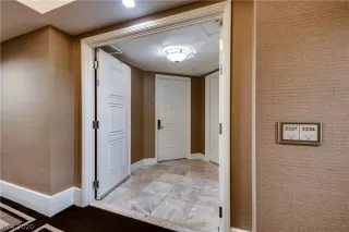 Photo #3: 2236031 Listing 