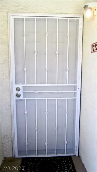 Photo #1: 2236054 Listing