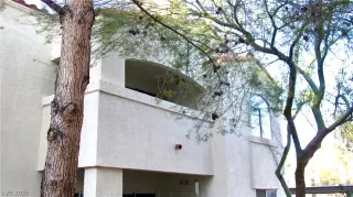 Photo #2: 2236054 Listing