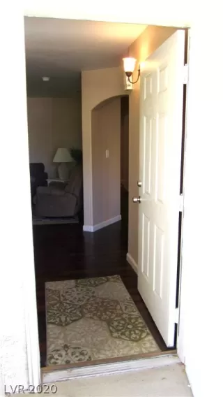 Photo #4: 2236054 Listing