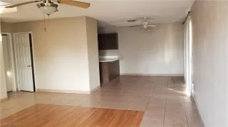 Photo #2: 2236056 Listing