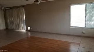 Photo #3: 2236056 Listing