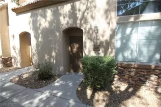 Photo #1: 2236066 Listing 