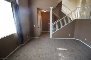 Photo #3: 2236066 Listing 