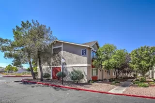 Photo #1: 2236117 Listing 