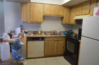 Photo #3: 2236191 Listing 