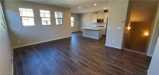 Photo #1: 2236192 Listing