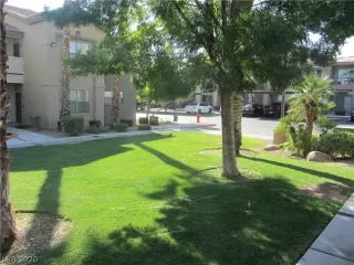 Photo #3: 2236229 Listing