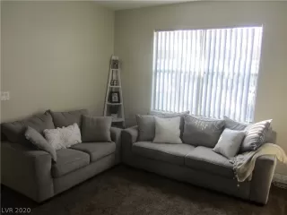 Photo #5: 2236229 Listing