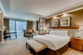 Photo #3: 2236238 Listing 