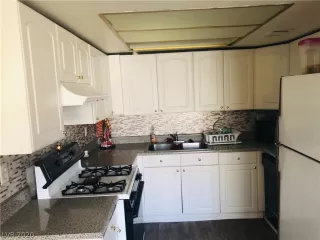 Photo #2: 2236262 Listing 