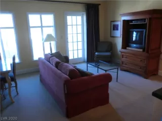 Photo #1: 2236362 Listing