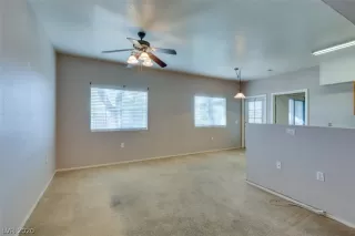 Photo #5: 2236363 Listing