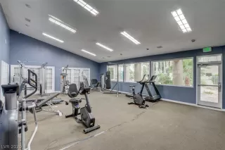 Photo #4: 2236381 Listing