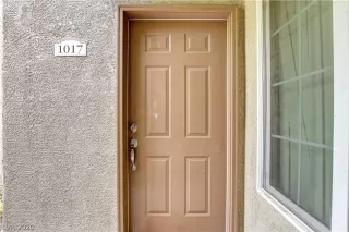 Photo #5: 2236381 Listing