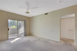 Photo #3: 2236395 Listing