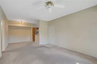 Photo #5: 2236395 Listing