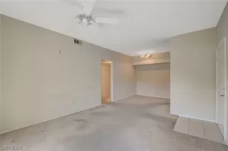 Photo #6: 2236395 Listing