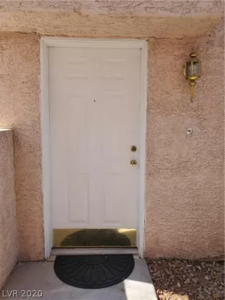 Photo #1: 2236399 Listing 