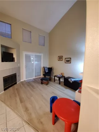 Photo #5: 2236399 Listing 