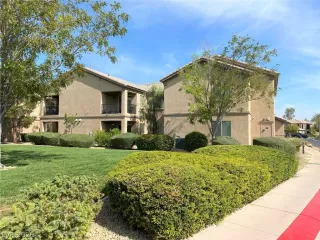 Photo #3: 2236415 Listing 