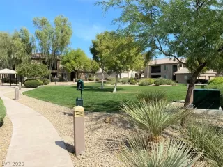 Photo #4: 2236415 Listing 