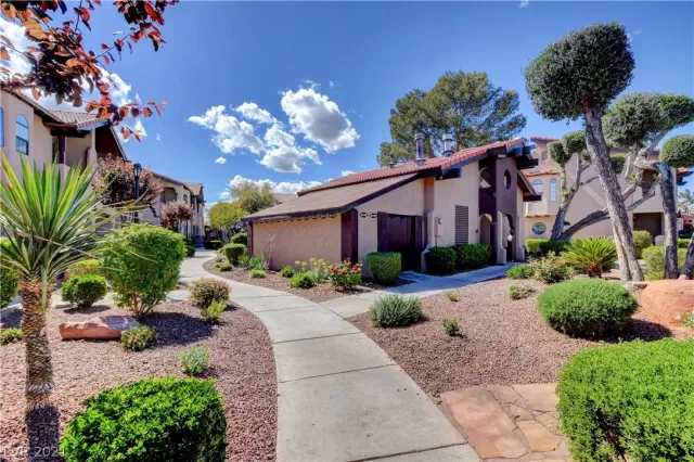 MLS: 2236433 Condo For Sale