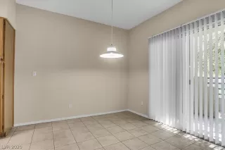 Photo #4: 2236482 Listing