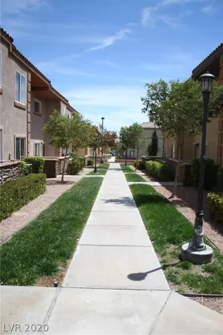 Photo #2: 2236524 Listing 