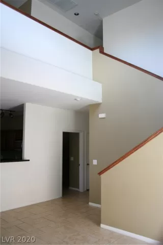 Photo #5: 2236524 Listing 