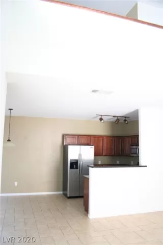 Photo #6: 2236524 Listing 