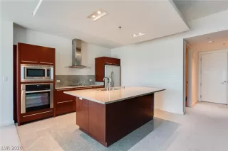 Photo #1: 2236529 Listing 