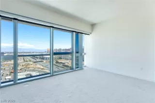 Photo #2: 2236529 Listing 