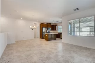 Photo #3: 2236587 Listing