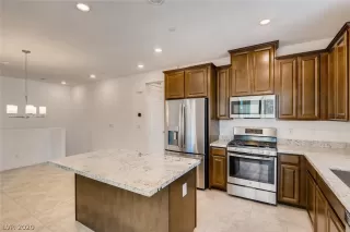 Photo #6: 2236587 Listing