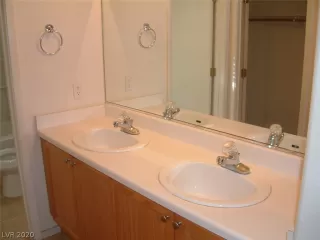 Photo #1: 2236594 Listing