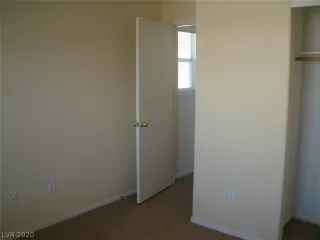 Photo #3: 2236594 Listing