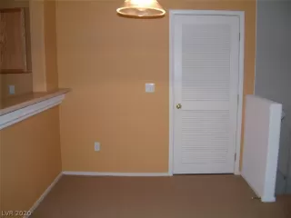 Photo #4: 2236594 Listing