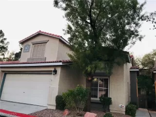 Photo #1: 2236637 Listing