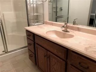 Photo #4: 2236637 Listing