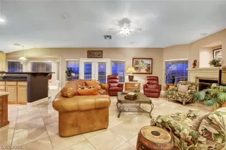 Photo #1: 2236707 Listing 