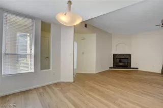 Photo #6: 2236722 Listing